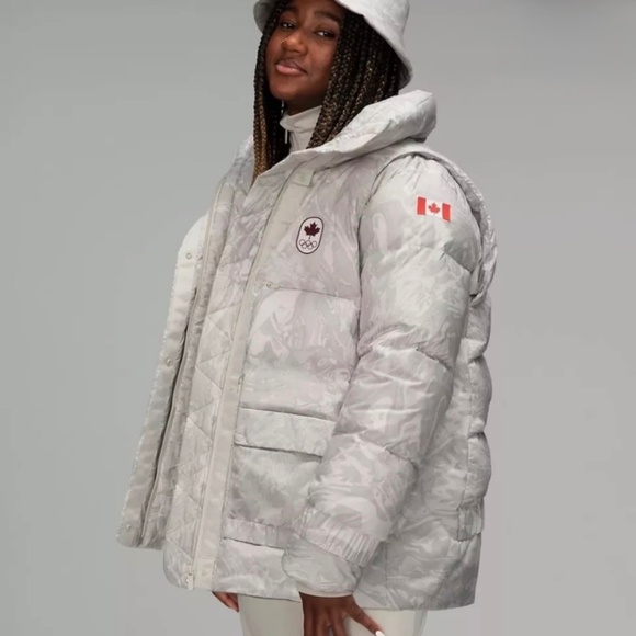 NWT Lululemon Grey Team Canada Jacket - Picture 2 of 16